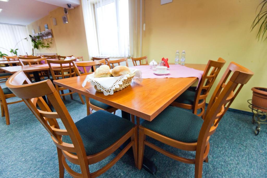 Hostel Malinowski City Gliwice Eksteriør billede